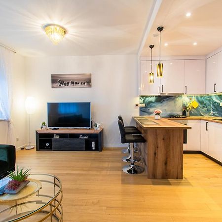 Apartamento Flexible Selfcheckins 38 - Zagreb - Garage - Loggia - New - Luxury - Exterior foto
